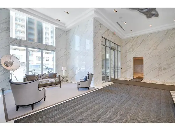 Dows Lake - Civic Hospital And Area, ON K1S 5V3,111 Champagne AVE S #808