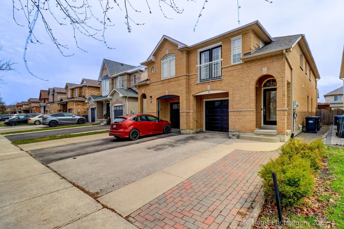 Caledon, ON L7E 2V5,31 Knoll Haven CIR