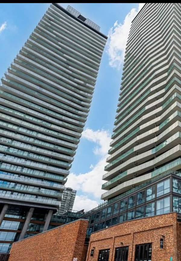 70 Distillery LN #1903, Toronto C08, ON M5A 0E3