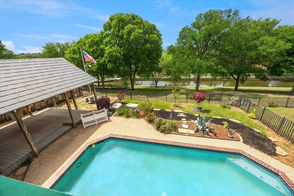 Irving, TX 75063,845 Canyon Crest Drive