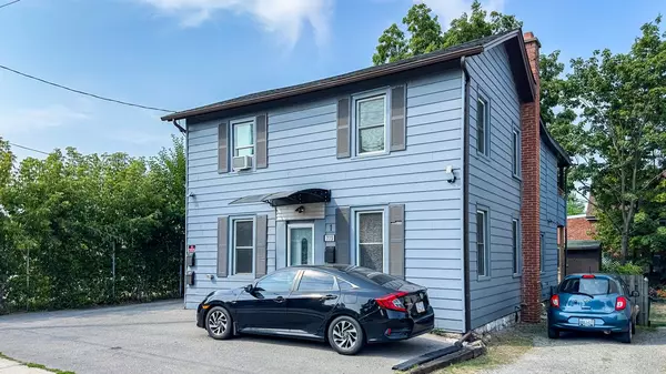 Hamilton, ON L8K 1Z7,773 Lawrence RD