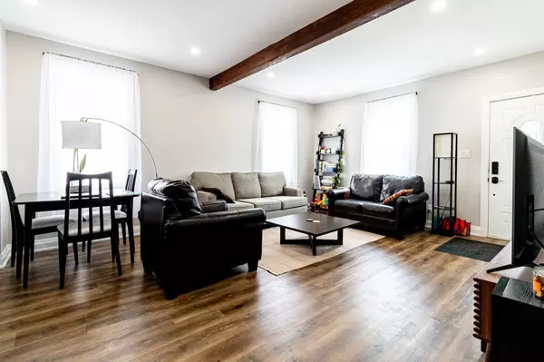 Hamilton, ON L8K 1Z7,773 Lawrence RD