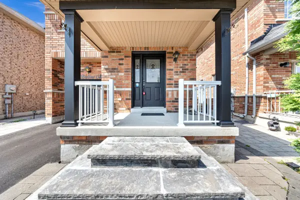 Whitchurch-stouffville, ON L4A 0T4,89 Delbert CIR