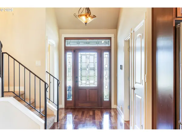 3535 BUTTERFLY CREEK LN, Eugene, OR 97404