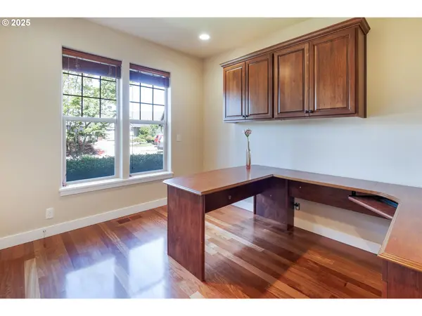 3535 BUTTERFLY CREEK LN, Eugene, OR 97404