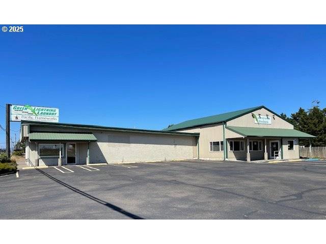Florence, OR 97439,2420 HIGHWAY 101