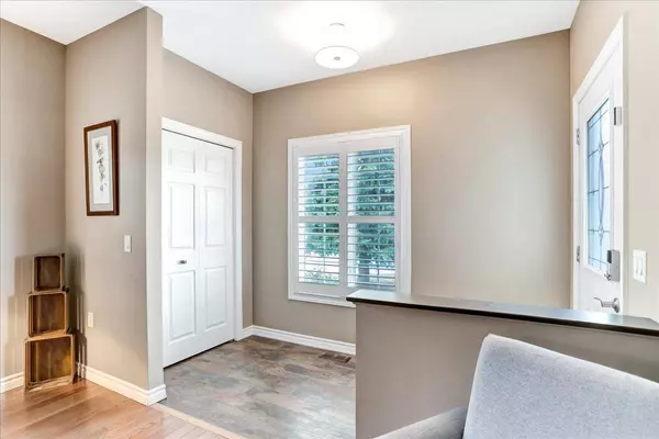 Wasaga Beach, ON L9Z 3A8,10 ATLANTIC . AVE