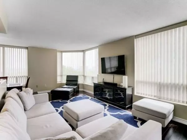 Toronto W04, ON M9N 3W5,3 Hickory Tree RD #811