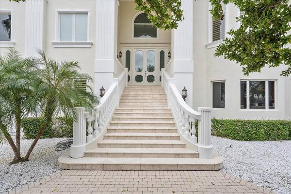 Fort Lauderdale, FL 33301,414 RIVIERA ISLE