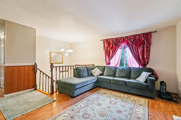 6612 Inwood Lane NE, IA 52402