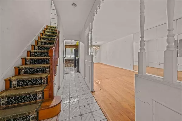 Brooklyn, NY 11207,328 Wortman AVE