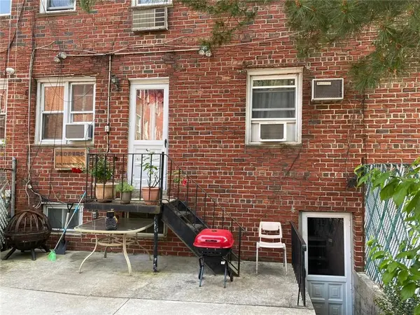 Brooklyn, NY 11234,1275 East 72nd ST