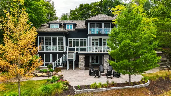 1037 Elgin House RD, Muskoka Lakes, ON P0B 1J0