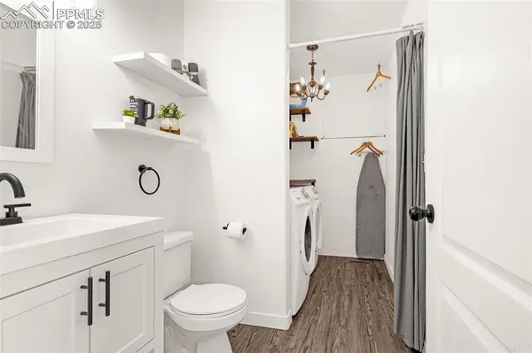 3260 Tail Spin DR Colorado Springs, CO 80916