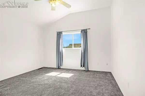 3260 Tail Spin DR Colorado Springs, CO 80916