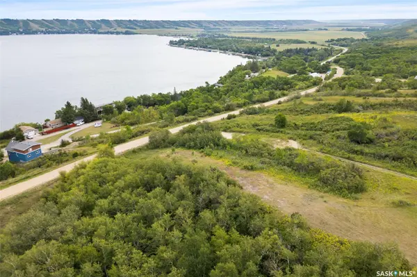 621 Berry Hills ROAD, Katepwa Beach, SK S0G 1S0