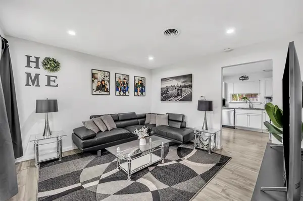 Irving, TX 75060,2605 Himes Street