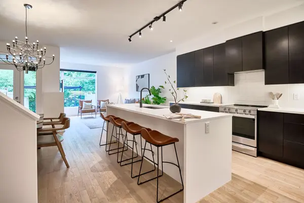 Blossom Park - Airport And Area, ON K1X 0B6,192 Larimar CIR