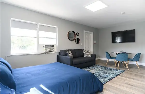 Fort Lauderdale, FL 33304,1020 N Victoria Park Rd #23