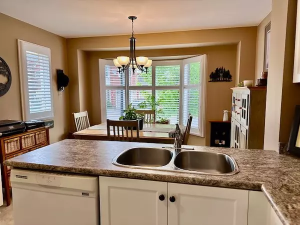 Bracebridge, ON P1L 1Z4,18 Shoreline DR