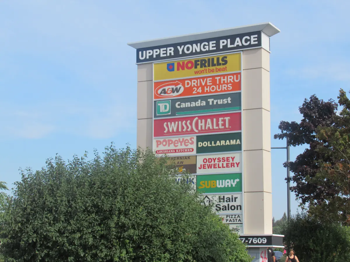 Richmond Hill, ON L4C 3E3,10909 Yonge ST