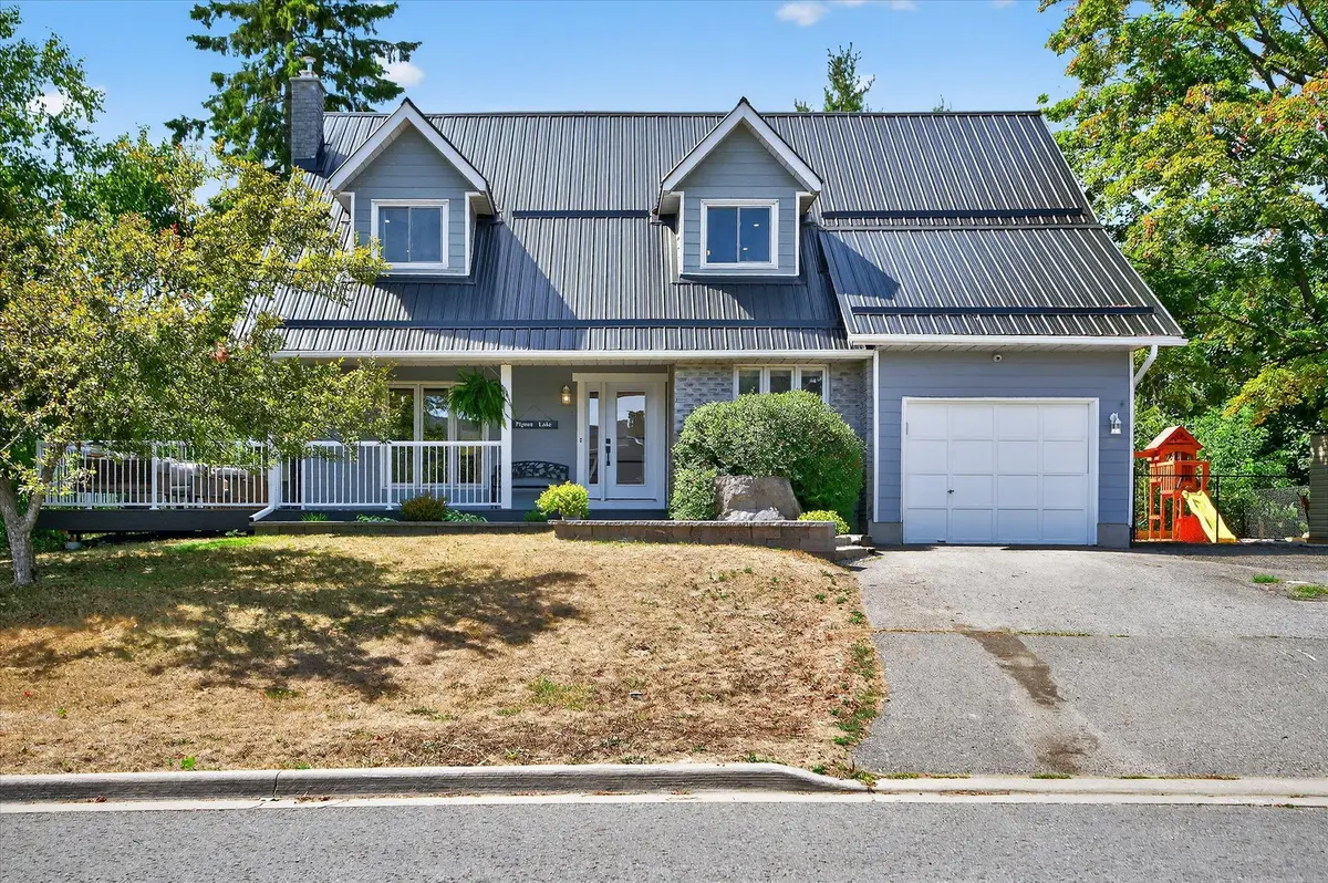 Kawartha Lakes, ON K0M 1A0,19 Cedartree LN