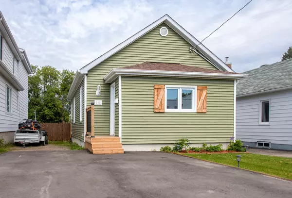 Timmins, ON P4N 6V4,273 Toke ST