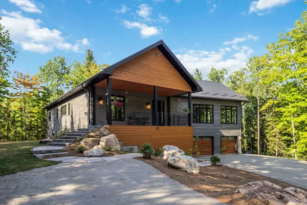 Dysart Et Al, ON K0M 1S0,239 Mountain ST