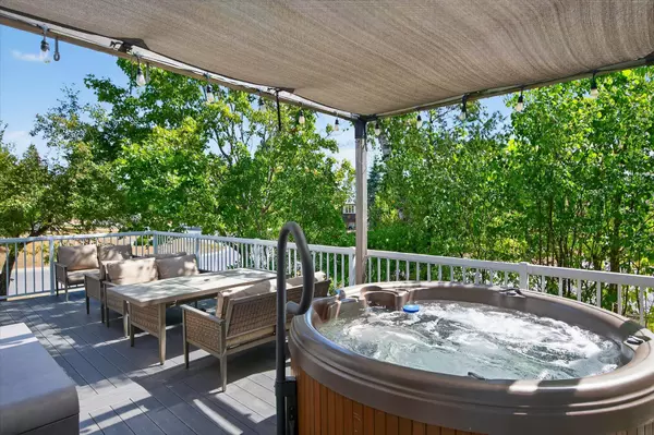 Kawartha Lakes, ON K0M 1A0,19 Cedartree LN