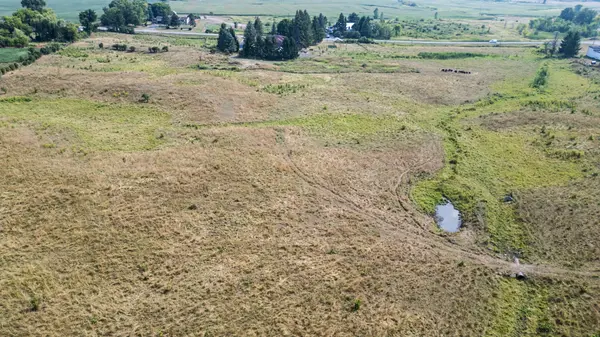 2046 Woodburn RD, Kingston, ON K0H 1Y0