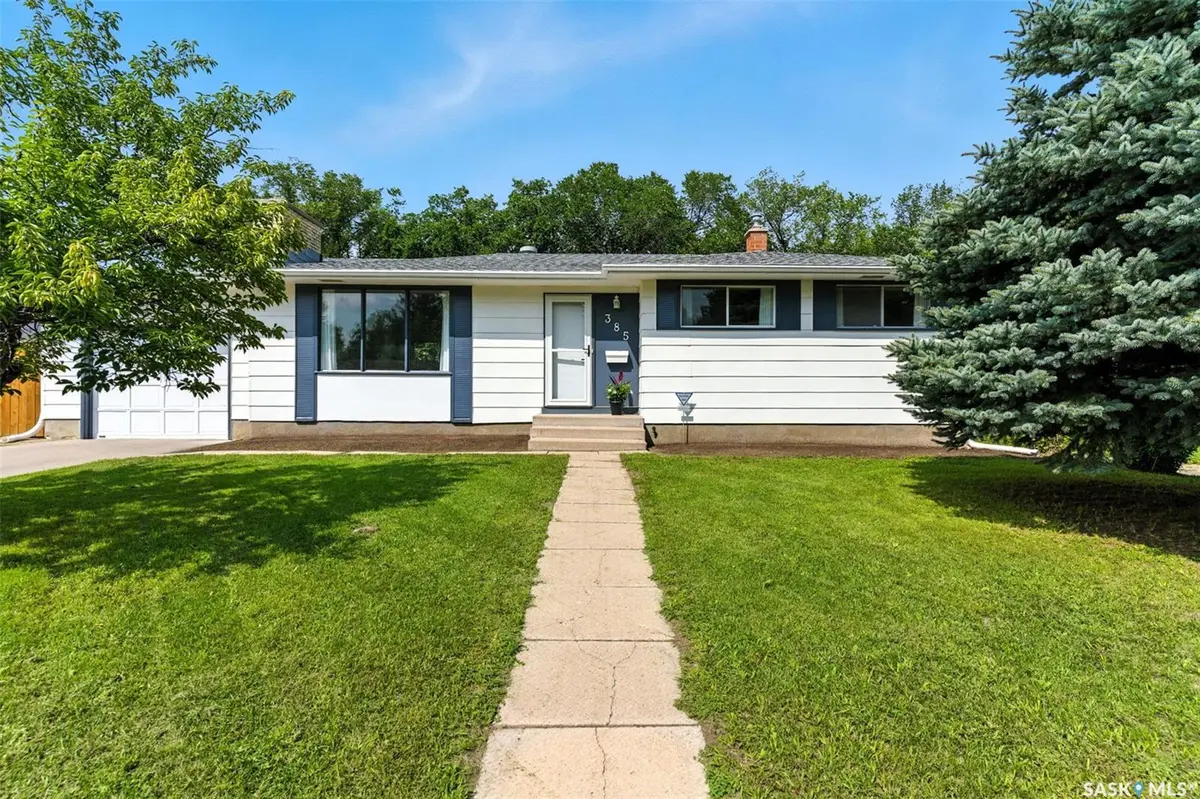 385 Birch CRESCENT, Saskatoon, SK S7N 2M6