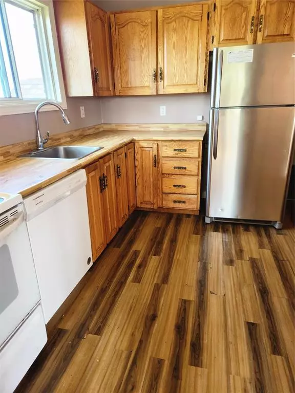 Logy Bay - Middle Cove - Outer Cove, NL A0A 3M0,178 Outer Cove Road