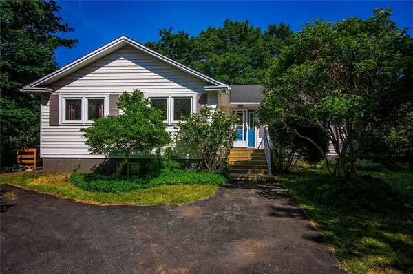 6 Topsail Beach Road, Cbs, NL A1W5V9