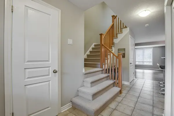 Guelph, ON N1G 0B2,35 Revell DR
