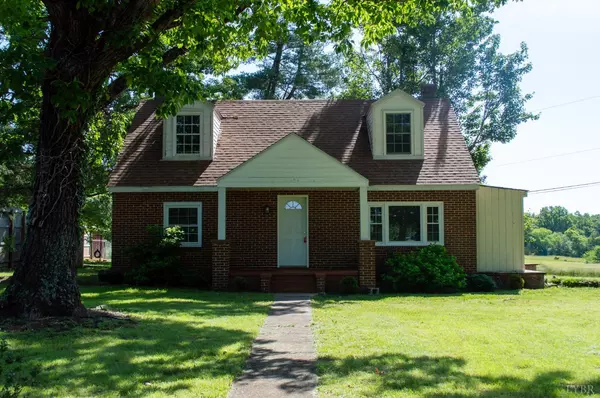 506 Powell RD, Lynch Station, VA 24571