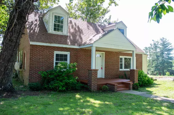 Lynch Station, VA 24571,506 Powell RD