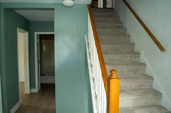 Lynch Station, VA 24571,506 Powell RD