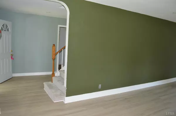 Lynch Station, VA 24571,506 Powell RD