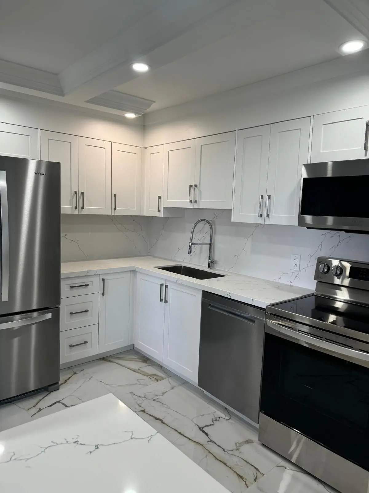 Mississauga, ON L5A 3T8,1580 Mississauga Valley BLVD #1110