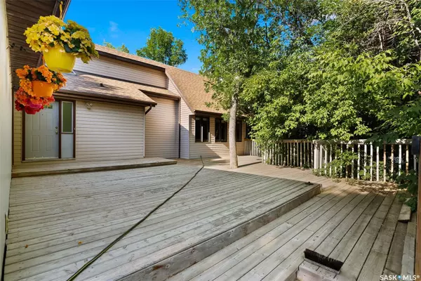 Regina Beach, SK S0G 4C0,106 Shaw DRIVE