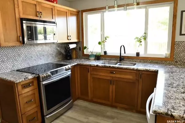 Shaunavon, SK S0N 2M0,652 9th STREET W