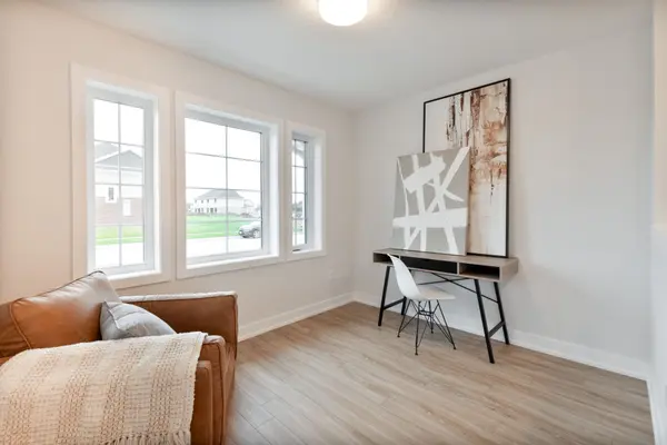 St. Thomas, ON N5R 0P3,71 HARROW LN