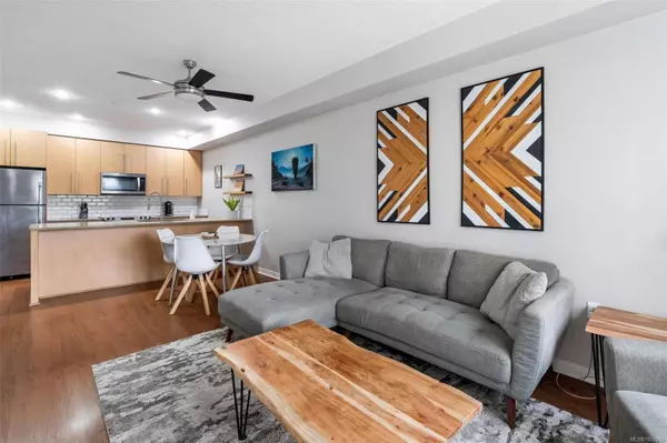 Saanich, BC V8Z 3G3,4529 West Saanich Rd #107