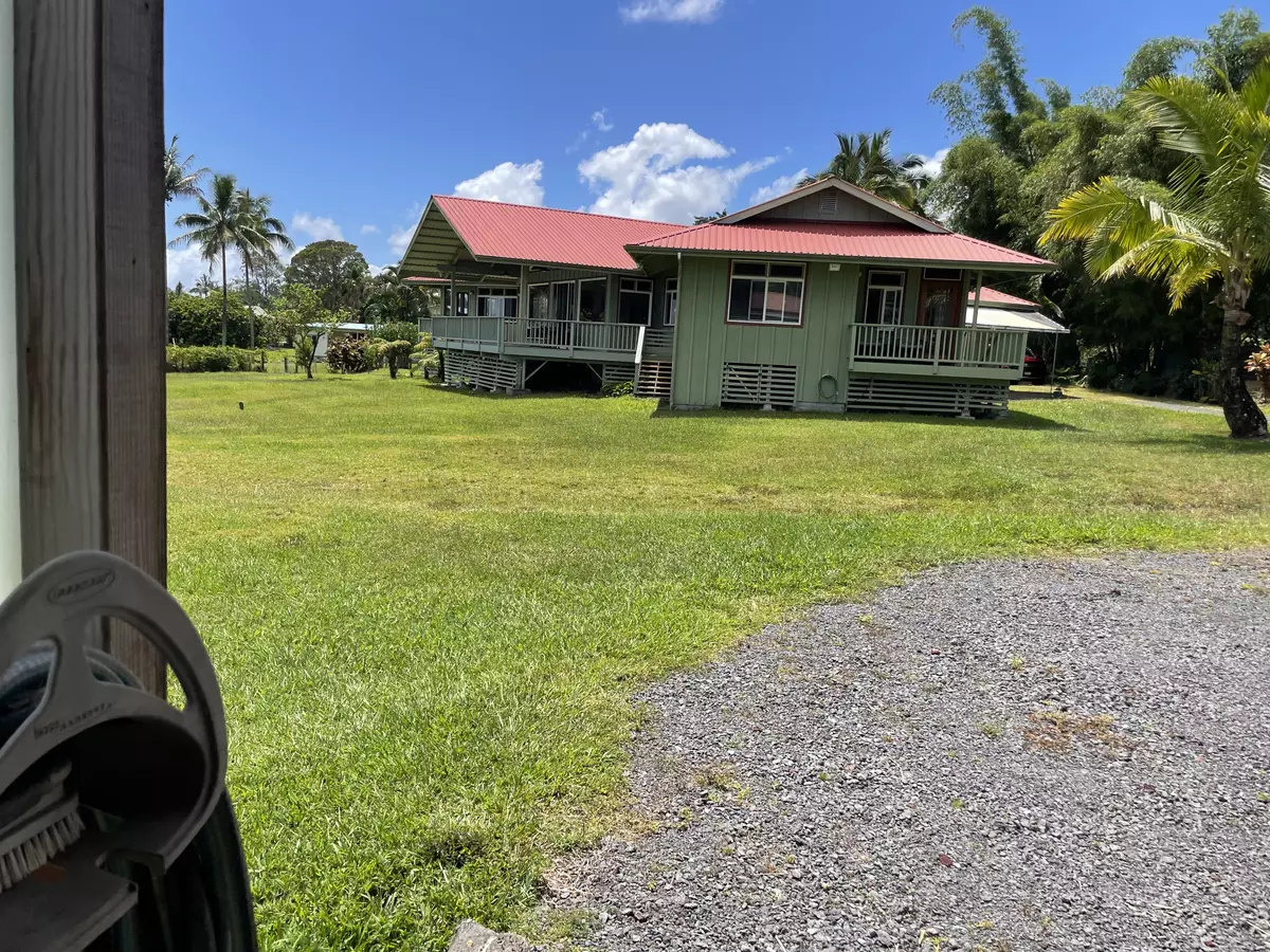Hilo, HI 96720,1050 AINALAKO RD