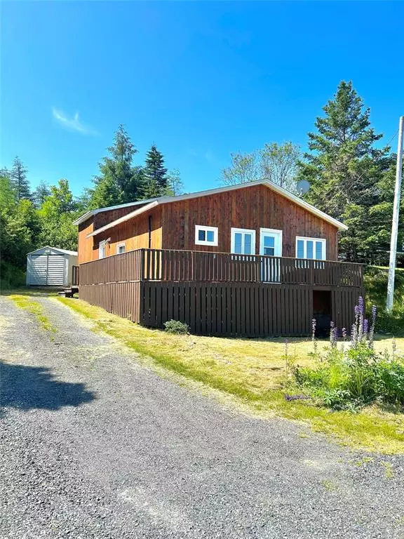 72 Whitbourne Avenue, Whitbourne, NL A0B 3K0