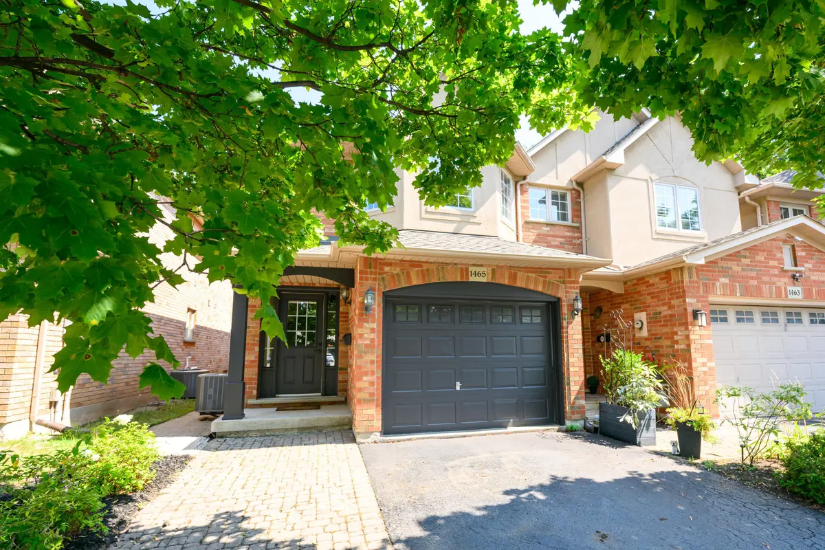 Burlington, ON L7M 4N1,1465 Headon RD