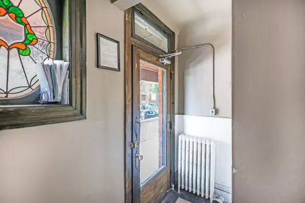 Hamilton, ON L8M 2M7,28 Eastbourne AVE