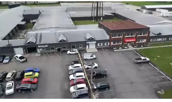 Chatham-kent, ON N7M 2R3,37 MILL ST W