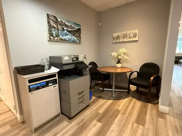 Toronto W05, ON M3J 2M2,300 Supertest RD #Office B