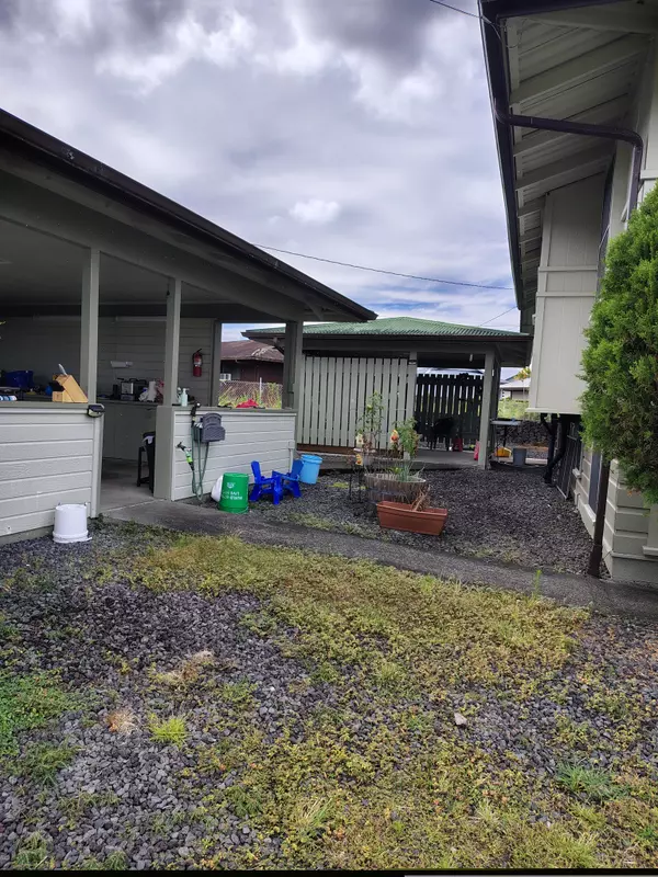 Hilo, HI 96720,944 AINAOLA DR #1